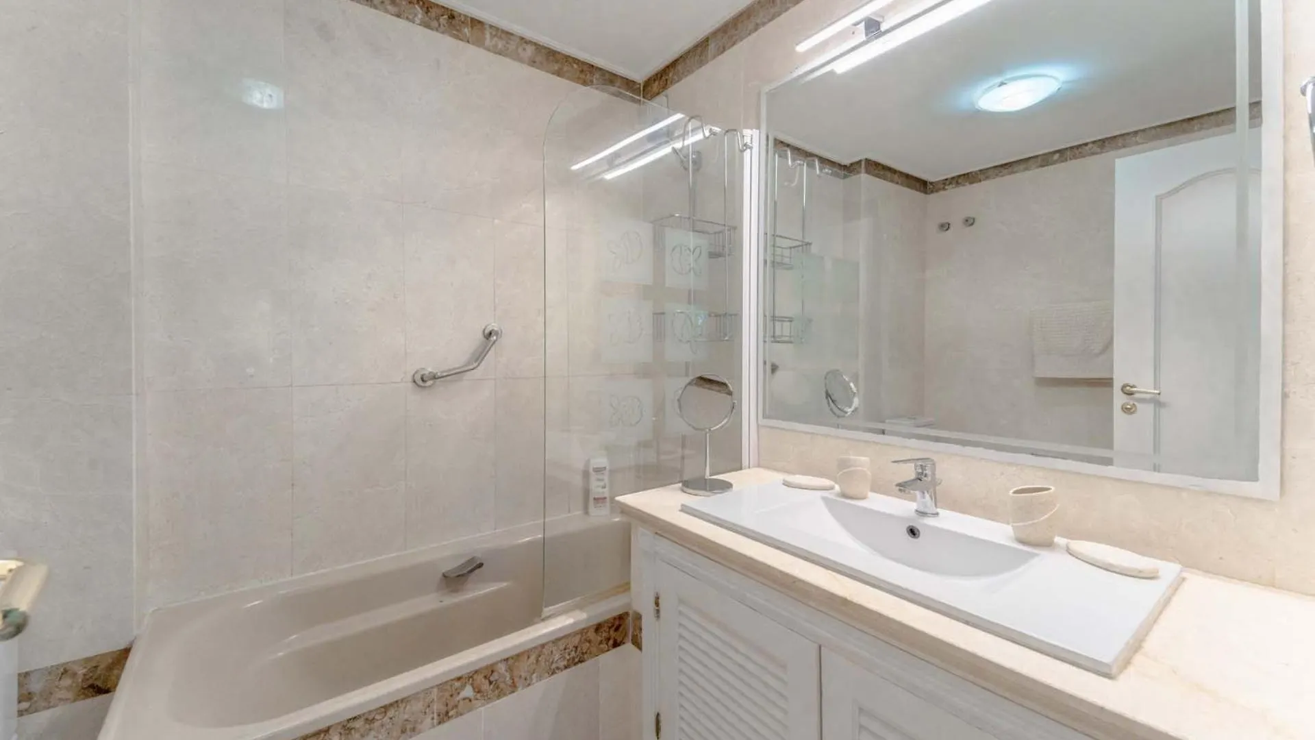Appartement Vip Dominion Beach Estepona